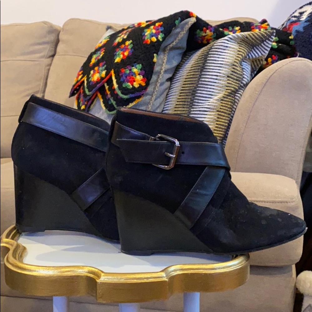 Aquatalia ankle booties